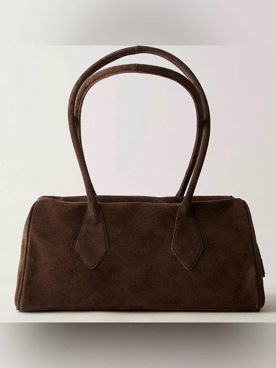 Free People Handbags - Free People 
NWT 
Sierra Shoulder Bag in Chocolate